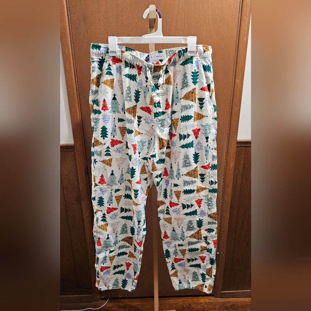 Adult Old Navy Christmas Pajama Pants Trees XL